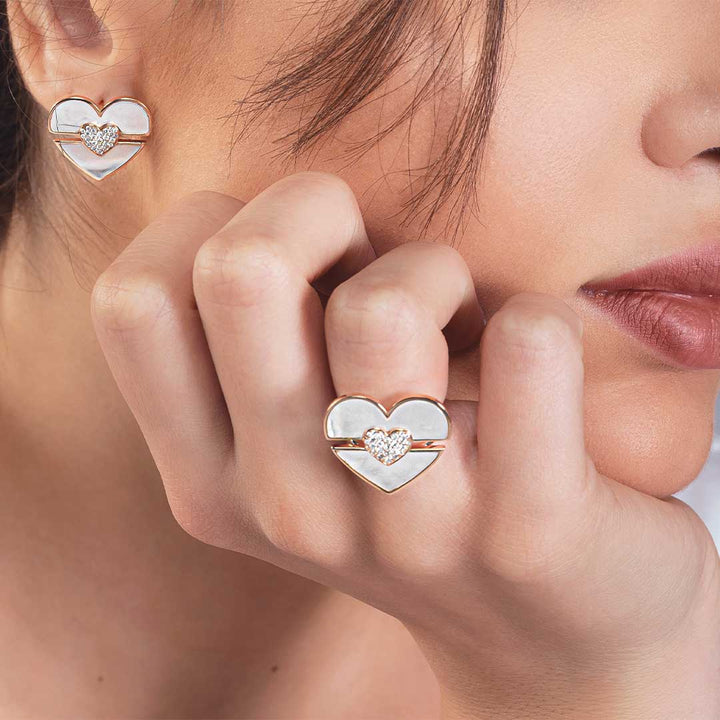 Almas Rind Imperial Heart Mother Of Pearl Diamond Ring – Almas Jewelry