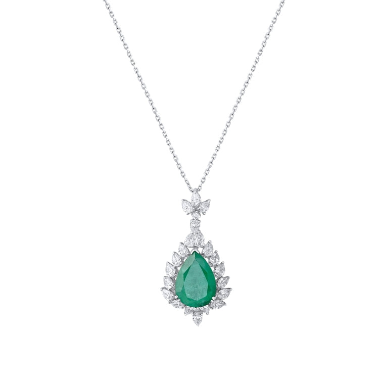PEAR EMERALD WITH DIAMOND NECKLACE