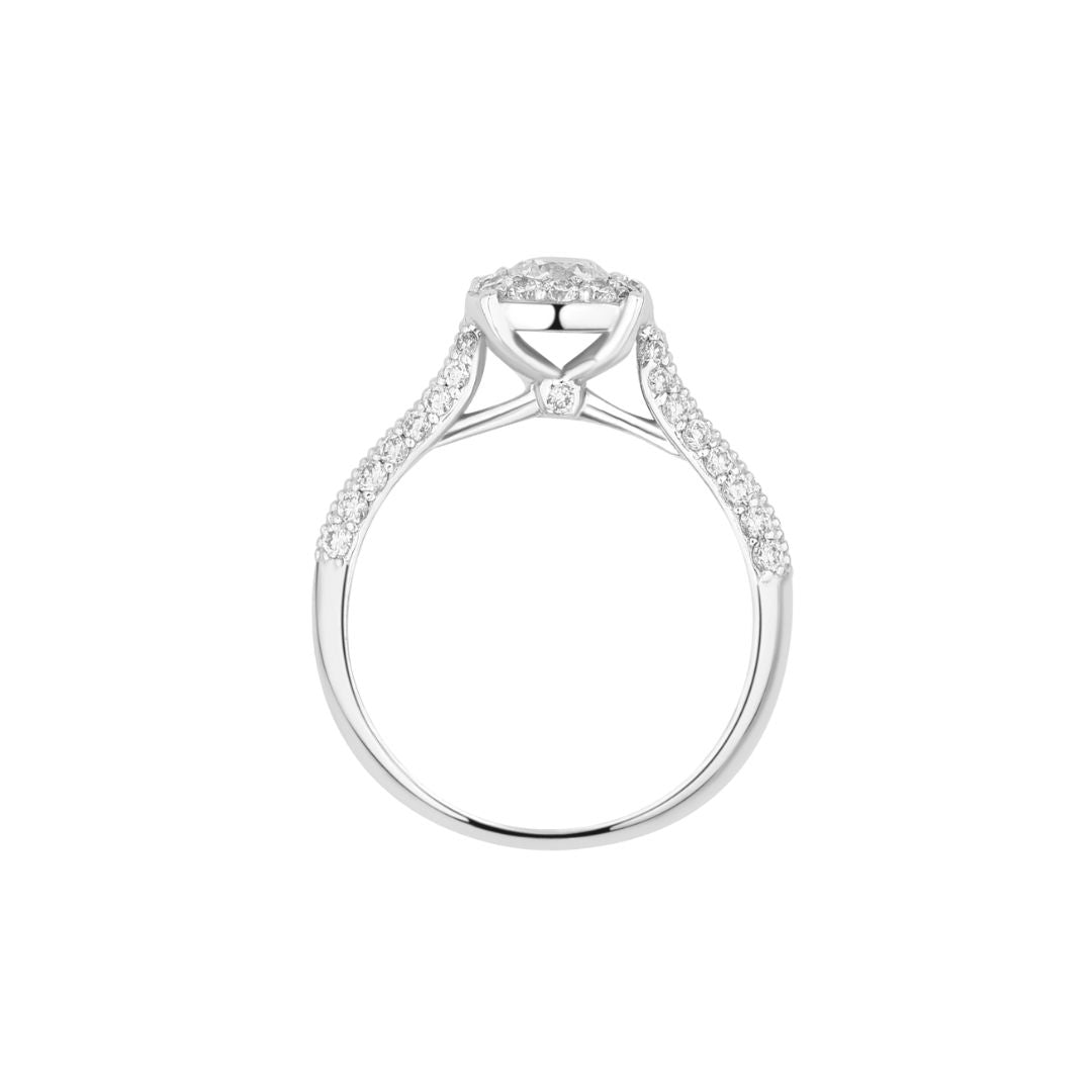 Solitaire Round Shape with Halo and Side Diamond