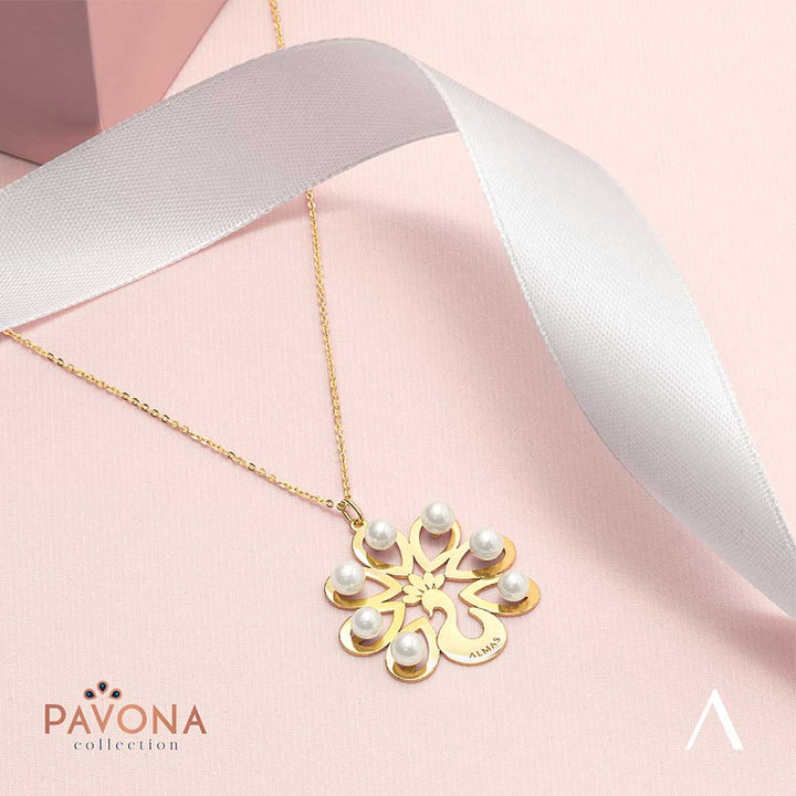 Pavona Pearl Necklace