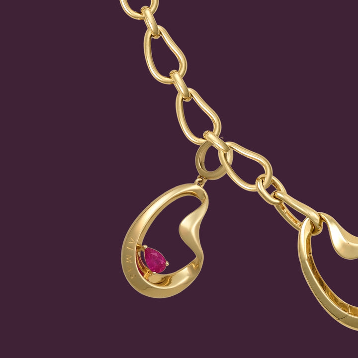 PERA SYNTHETIC RUBY CHARM