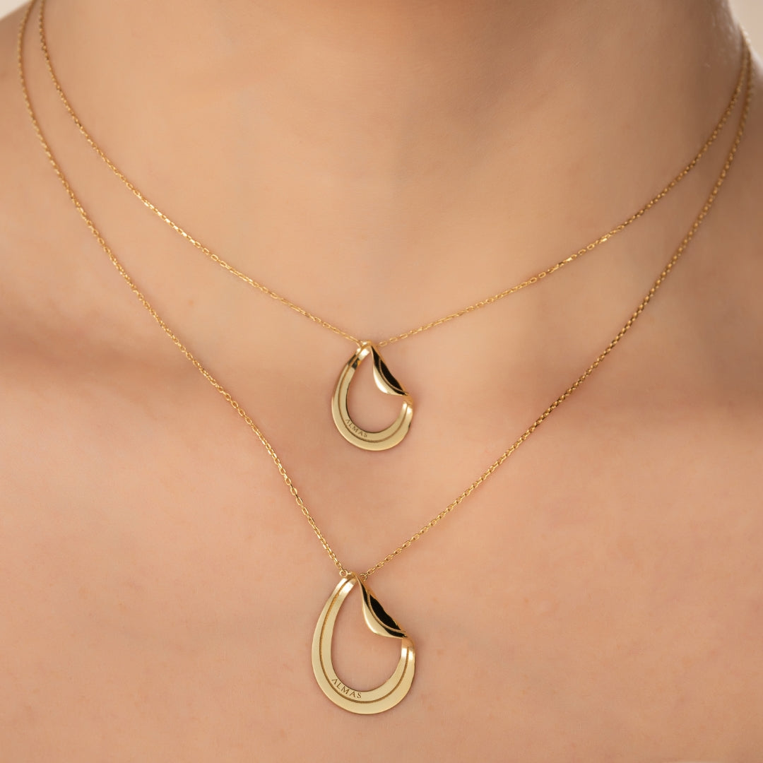 PERA SMALL GOLD NECKLACE