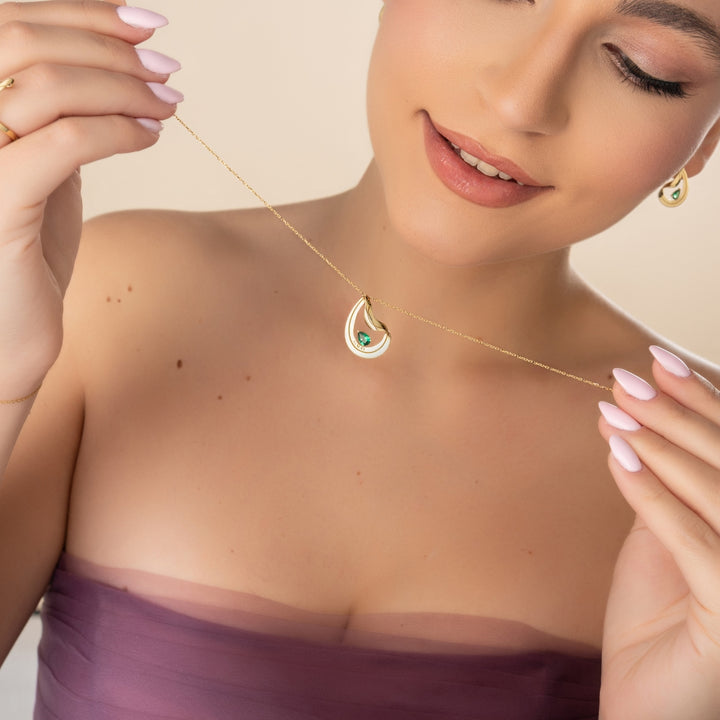 PERA SYNTHETIC EMERALD NECKLACE