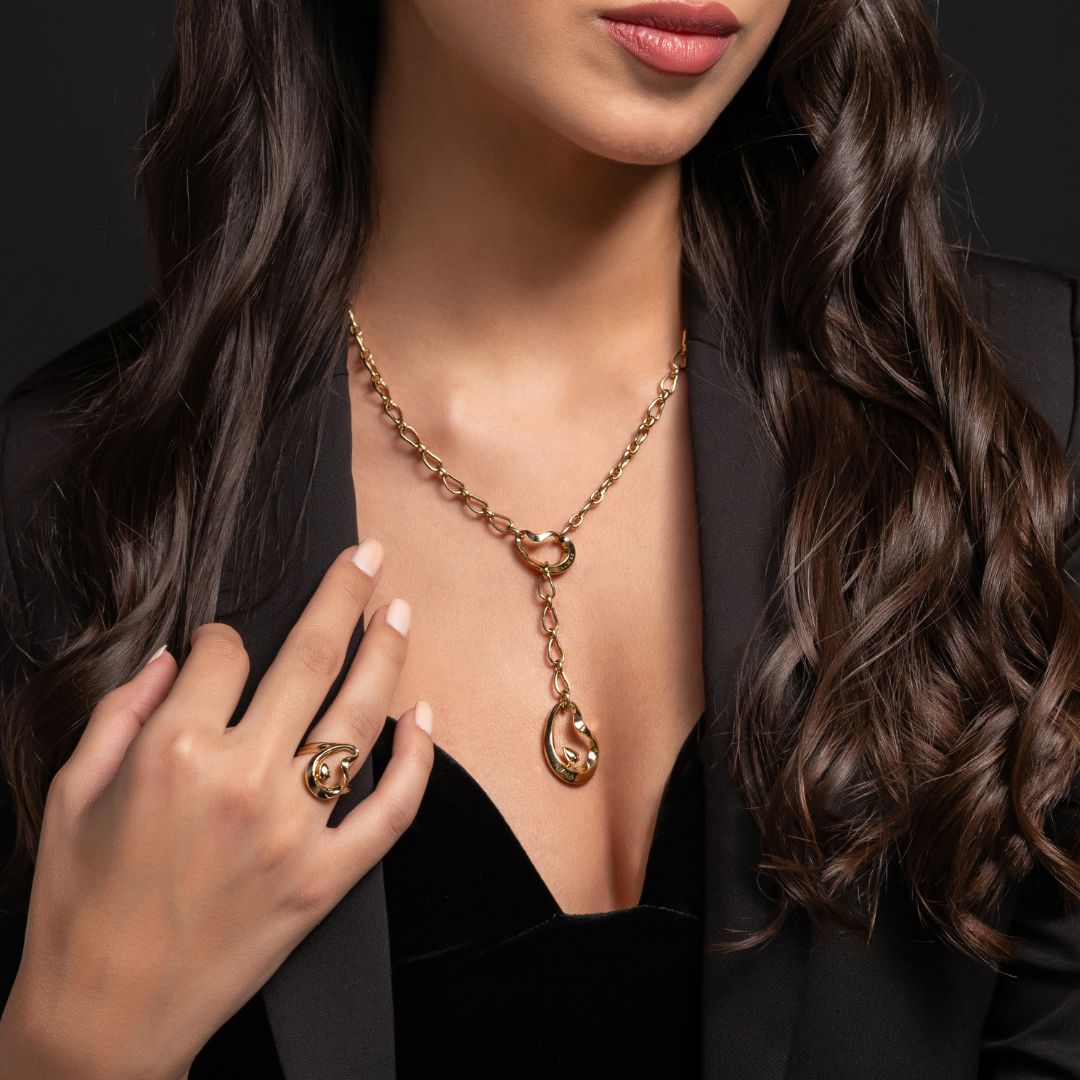 PERA SMALL GOLD LONG CHARM